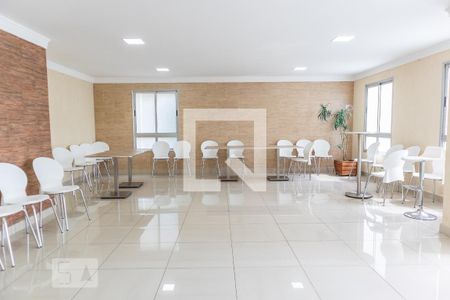 Apartamento para alugar com 53m², 2 quartos e 1 vagaÁrea comum - Salão de festas