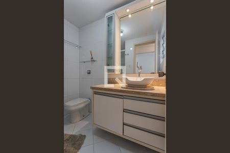 Apartamento para alugar com 70m², 2 quartos e sem vagaBanheiro