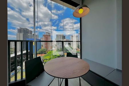 Studio para alugar com 25m², 0 quarto e sem vaga Studio para alugar com 25m², 0 quarto e sem vagaVaranda Sala