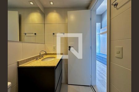 Studio para alugar com 25m², 0 quarto e sem vaga Studio para alugar com 25m², 0 quarto e sem vagaBanheiro