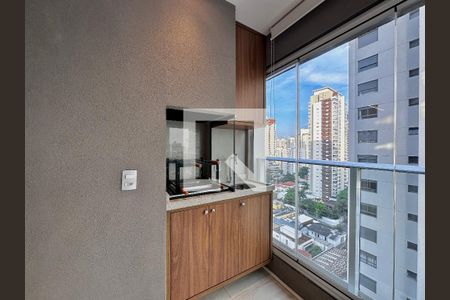 Apartamento para alugar com 69m², 1 quarto e 1 vagaVaranda