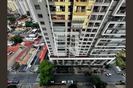 Apartamento para alugar com 69m², 1 quarto e 1 vagaVista