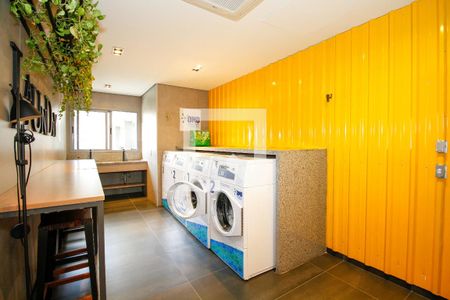 Studio para alugar com 34m², 1 quarto e sem vaga Studio para alugar com 34m², 1 quarto e sem vagaÁrea Comum - Lavanderia