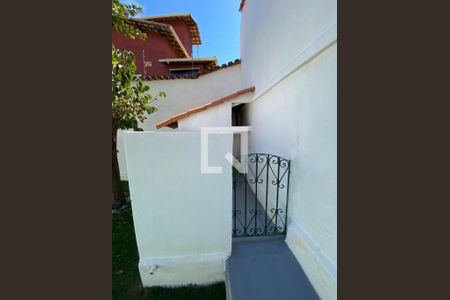 Casa à venda com 130m², 3 quartos e 2 vagasÁrea Externa