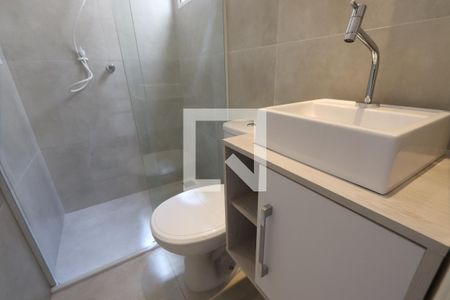 Banheiro de kitnet/studio para alugar com 1 quarto, 27m² em Vila Formosa, São Paulo