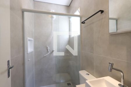 Banheiro de kitnet/studio para alugar com 1 quarto, 27m² em Vila Formosa, São Paulo