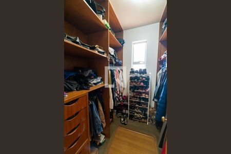 Casa à venda com 280m², 3 quartos e 6 vagasCloset da Suite 1