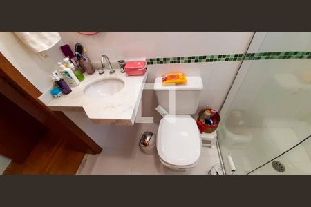 Casa para alugar com 358m², 4 quartos e 6 vagasBanheiro da Suíte 2