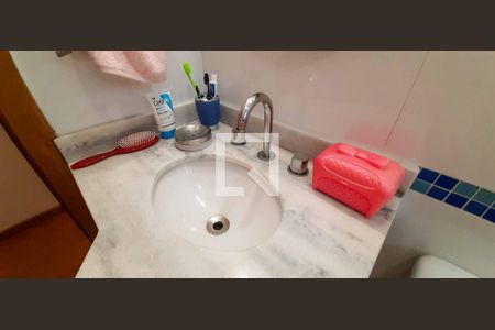 Casa para alugar com 358m², 4 quartos e 6 vagasBanheiro Social