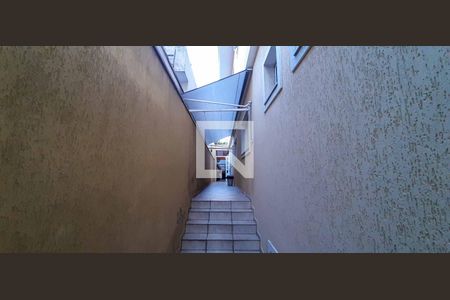 Casa para alugar com 358m², 4 quartos e 6 vagasCorredor Externo