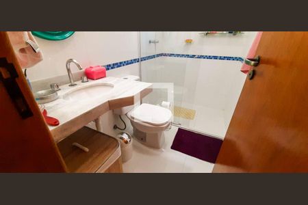 Casa para alugar com 358m², 4 quartos e 6 vagasBanheiro Social