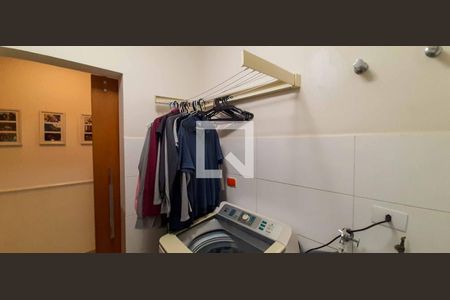 Casa para alugar com 358m², 4 quartos e 6 vagasÁrea de Serviço