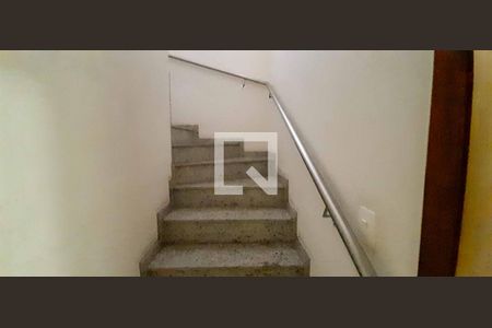 Casa para alugar com 358m², 4 quartos e 6 vagasAcesso aos quartos