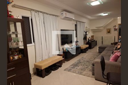 Casa para alugar com 358m², 4 quartos e 6 vagasSala