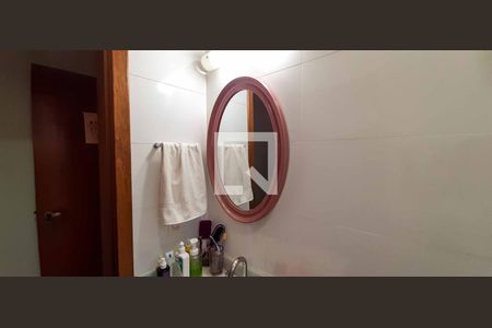 Casa para alugar com 358m², 4 quartos e 6 vagasBanheiro da Suíte 2