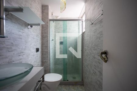 Apartamento para alugar com 100m², 3 quartos e 1 vagaBanheiro 