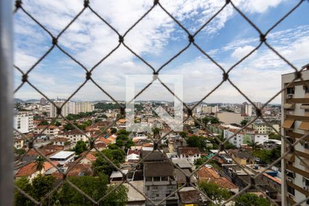 Apartamento para alugar com 100m², 3 quartos e 1 vagaÁrea de Serviço Vista