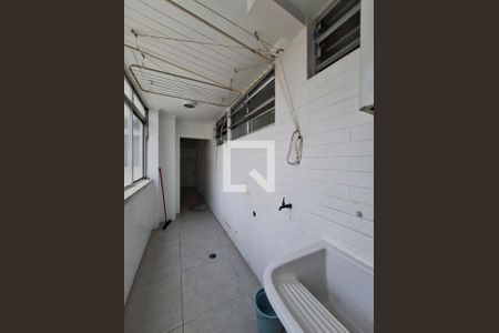 Apartamento à venda com 135m², 3 quartos e 1 vagaÁrea de Serviço