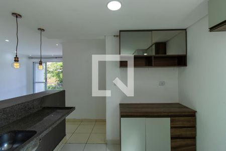 Apartamento para alugar com 69m², 2 quartos e 1 vagaCozinha - Armários