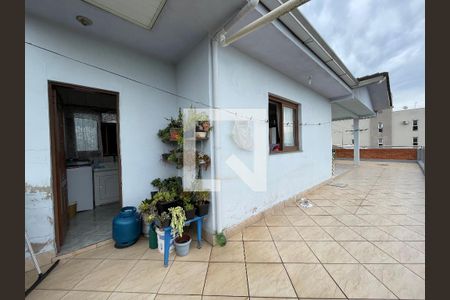Casa à venda com 550m², 4 quartos e 2 vagasÁrea Externa
