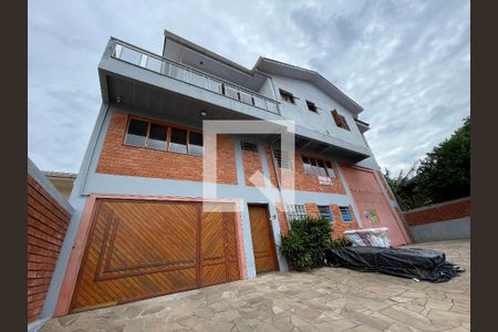 Casa à venda com 550m², 4 quartos e 2 vagasFachada