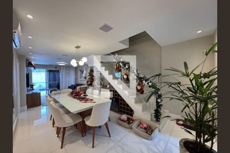 Sala de casa de condomínio à venda com 4 quartos, 264m² em Recreio dos Bandeirantes, Rio de Janeiro