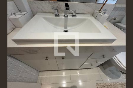 Suíte 1 - Banheiro de casa de condomínio à venda com 4 quartos, 264m² em Recreio dos Bandeirantes, Rio de Janeiro