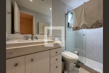 Suíte 1 - Banheiro de casa de condomínio à venda com 4 quartos, 264m² em Recreio dos Bandeirantes, Rio de Janeiro