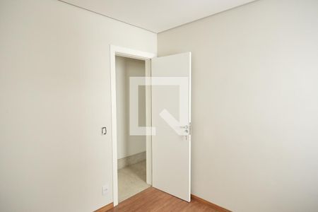 Apartamento à venda com 220m², 3 quartos e 3 vagasQuarto