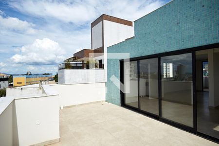 Apartamento à venda com 220m², 3 quartos e 3 vagasCobertura