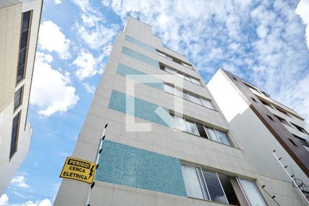Apartamento à venda com 220m², 3 quartos e 3 vagasFachada