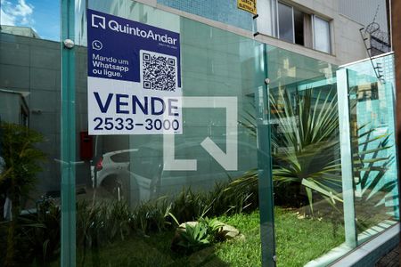 Apartamento à venda com 220m², 3 quartos e 3 vagasPlaquinha