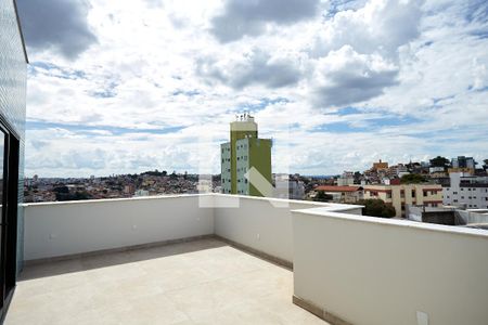 Apartamento à venda com 220m², 3 quartos e 3 vagasCobertura