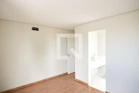 Apartamento à venda com 220m², 3 quartos e 3 vagasSuíte