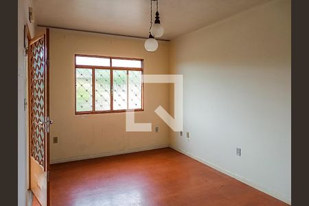 Sala de casa de condomínio à venda com 6 quartos, 250m² em Vila Nova, Porto Alegre
