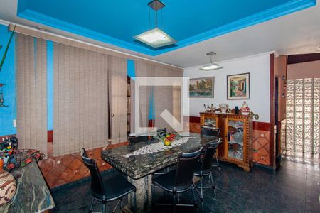 Casa à venda com 300m², 3 quartos e 2 vagasCozinha