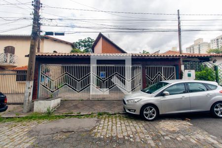 Casa à venda com 300m², 3 quartos e 2 vagasFachada