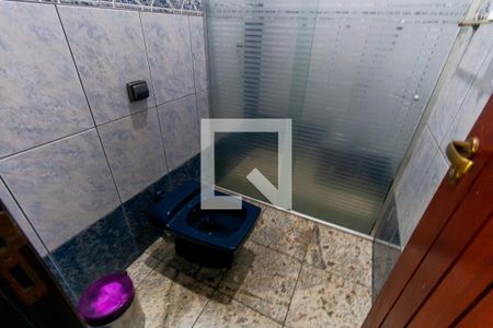 Casa à venda com 300m², 3 quartos e 2 vagasBanheiro 2