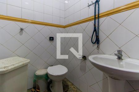 Casa à venda com 300m², 3 quartos e 2 vagasBanheiro 4