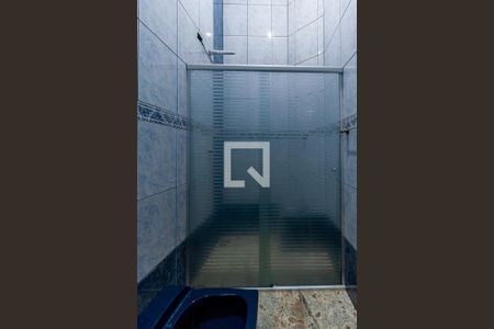 Casa à venda com 300m², 3 quartos e 2 vagasBanheiro 2