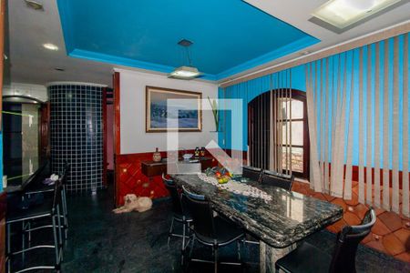 Casa à venda com 300m², 3 quartos e 2 vagasCozinha