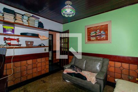 Casa à venda com 300m², 3 quartos e 2 vagasEscritório