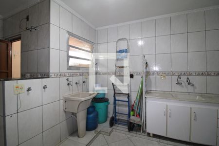 Casa à venda com 177m², 3 quartos e 2 vagasÁrea de Serviço