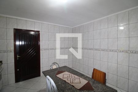 Casa à venda com 177m², 3 quartos e 2 vagasCozinha