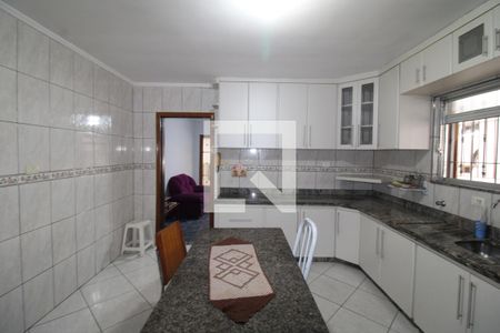 Casa à venda com 177m², 3 quartos e 2 vagasCozinha