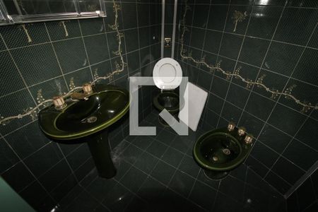 Casa à venda com 177m², 3 quartos e 2 vagasBanheiro 2