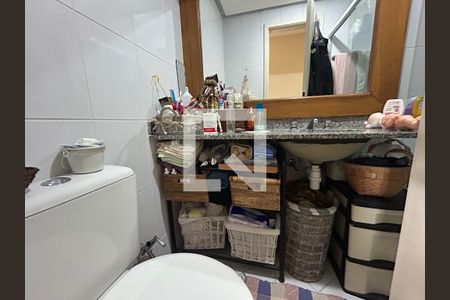 Apartamento à venda com 120m², 2 quartos e 1 vagaBanheiro da Suíte