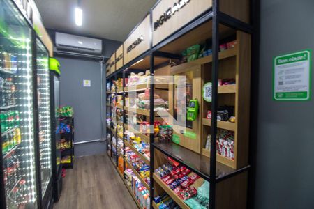 Apartamento para alugar com 43m², 2 quartos e sem vagaÁrea comum - Minimercado