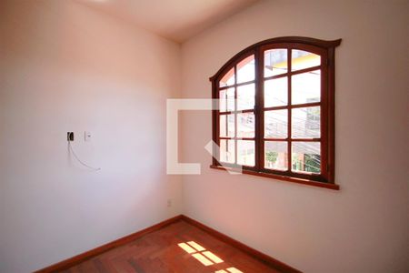 Quarto 1 de apartamento para alugar com 1 quarto, 79m² em Concórdia, Belo Horizonte