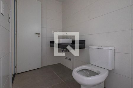 Casa à venda com 256m², 3 quartos e 2 vagasSuíte 1 - Banheiro